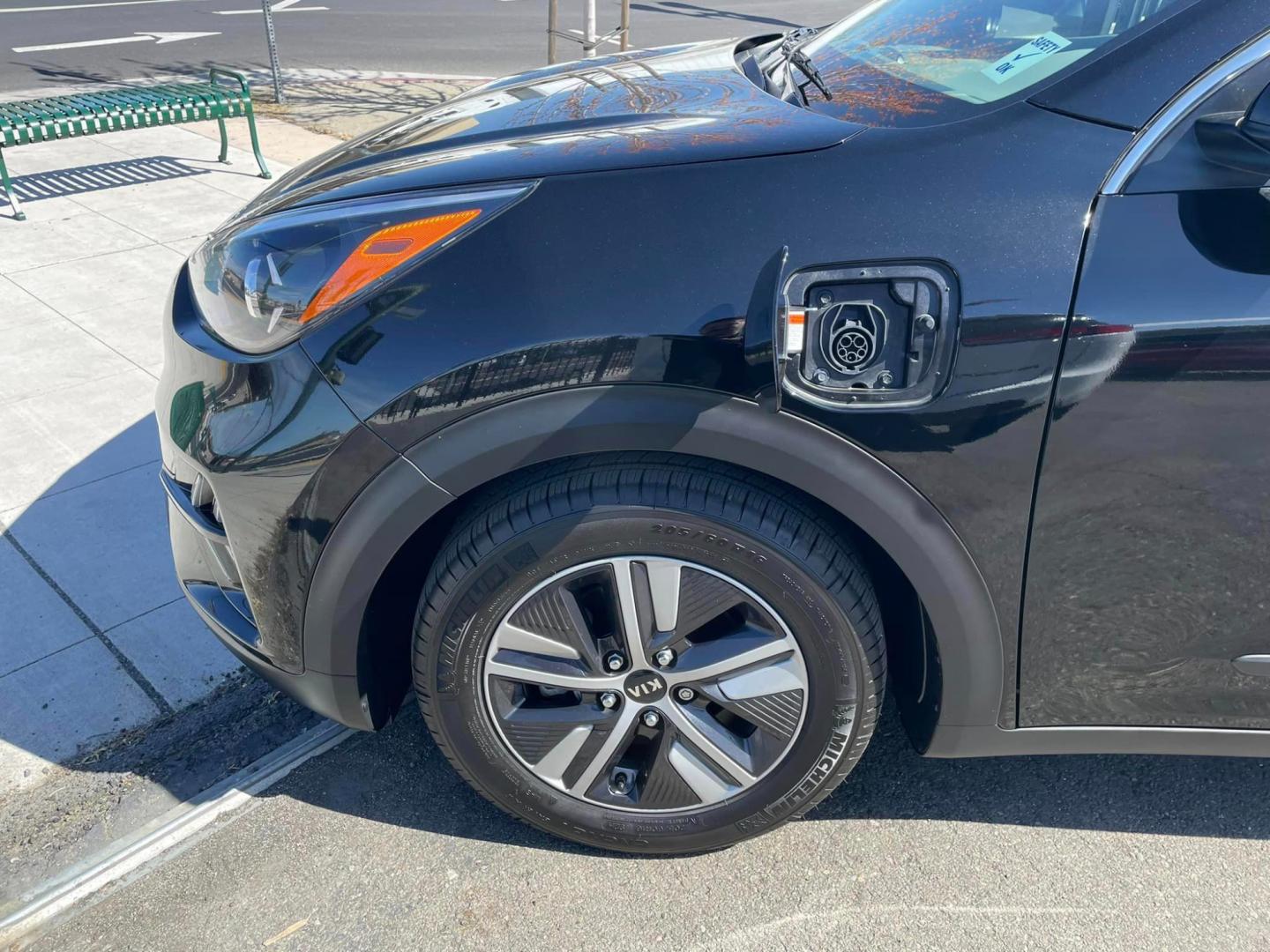 2021 BLACK /BLACK Kia Niro Plug In Hybrid (KNDCM3LD1M5) , located at 744 E Miner Ave, Stockton, CA, 95202, (209) 944-5770, 37.956863, -121.282082 - PLUS TAXES AND FEES - Photo#4